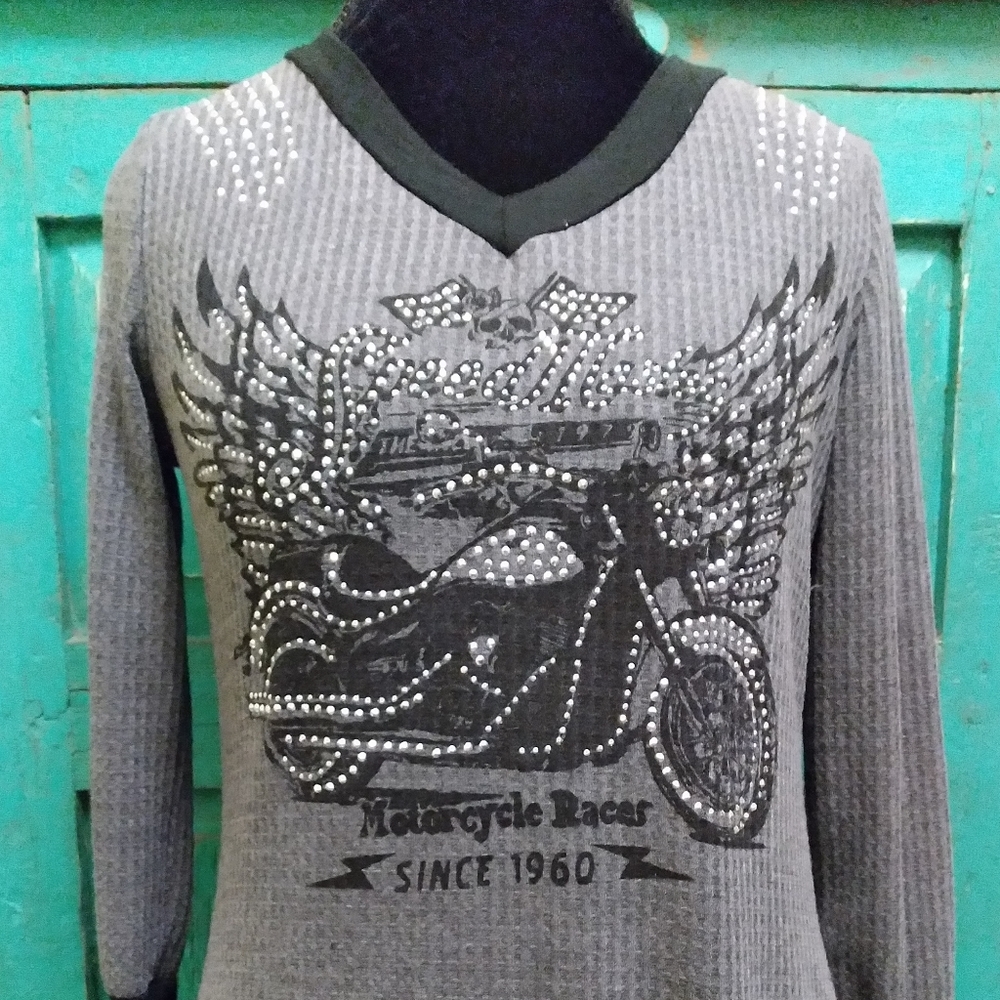 New Women's Liberty Wear Bling Motorcycle Longsleeve Thermal V Neck Top Tunic M